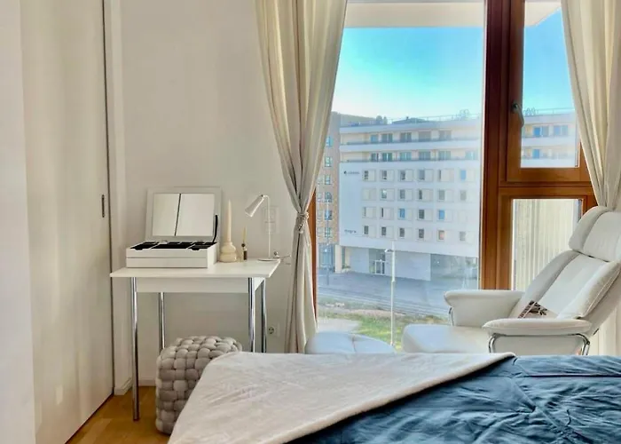 Belvedere White Apartment