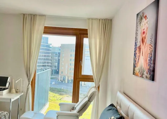 Belvedere White Apartment